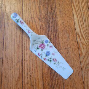 Vintage Andrea By Sadek Floral Porcelain Cake Server Made In Japan Staging Kitch